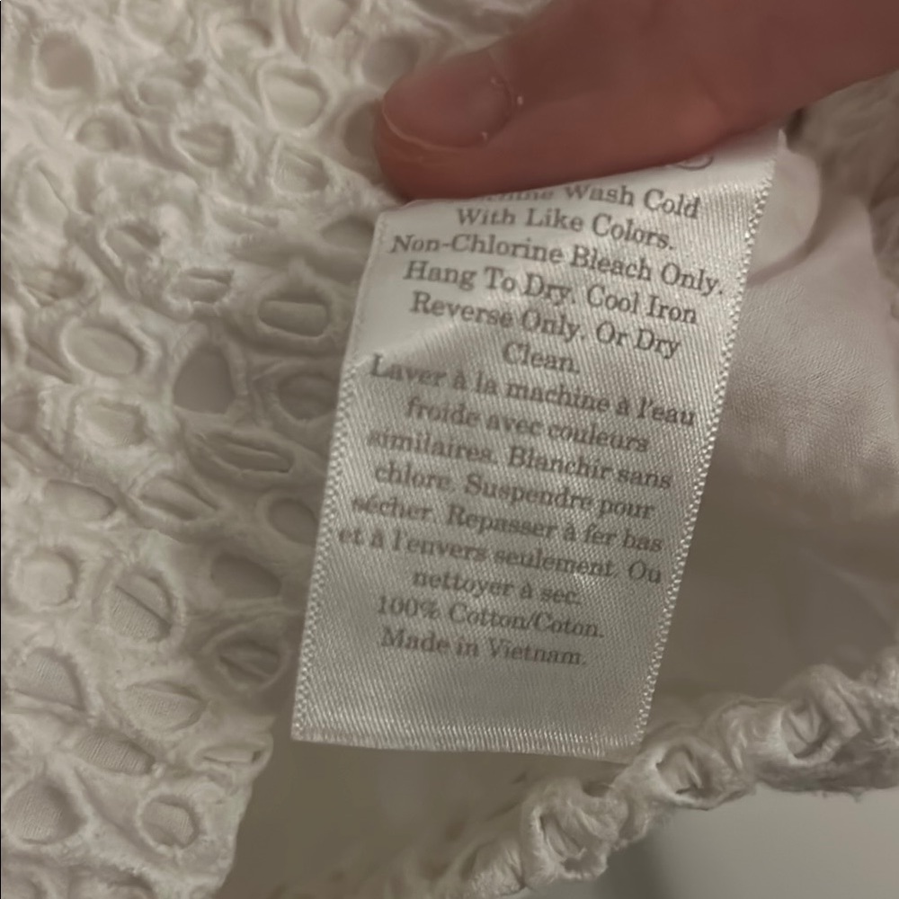 Everlane Eyelet Blouse - Picture 4 of 4